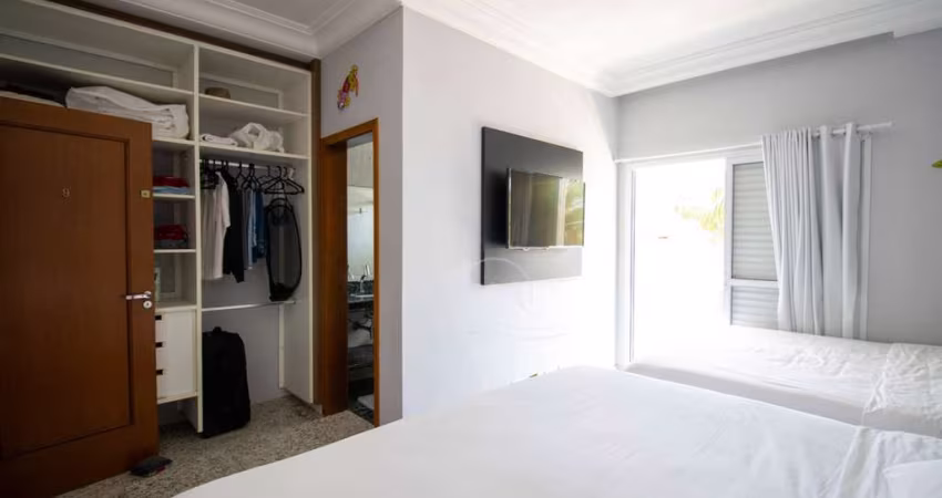 Casa Sobrado Novo à venda com piscina, 11 quarto(s),  sendo 11 suíte(s)  no bairro Jardim Imperador, 0 metros da praia, Peruíbe-SP