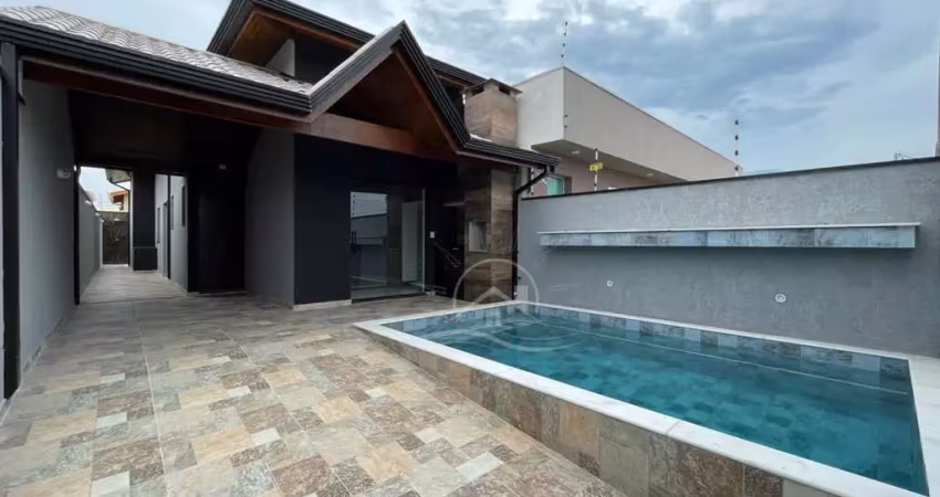 Casa térrea à venda com piscina, 2 quarto(s),  sendo 1 suíte(s)  no bairro flora rica, 2000 metros da praia, peruíbe-sp
