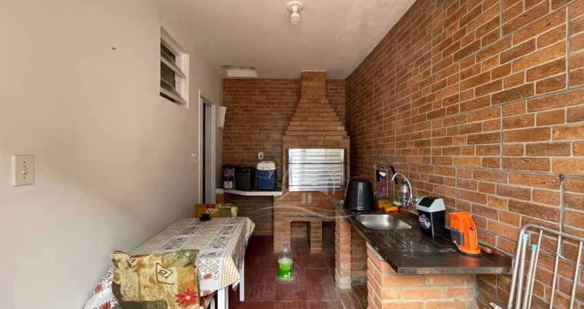 Casa Térrea à venda , 3 quarto(s),  sendo 1 suíte(s)  no bairro Cidade Nova Peruíbe, 700 metros da praia, Peruíbe-SP