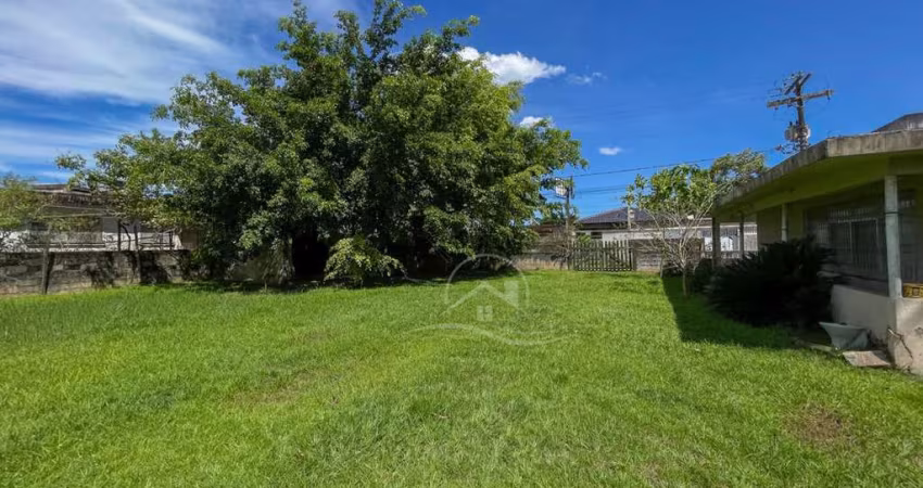 Casa Térrea à venda , 3 quarto(s),  sendo 2 suíte(s)  no bairro Estância Balneária Antônio Novaes, 3000 metros da praia, Peruíbe-SP