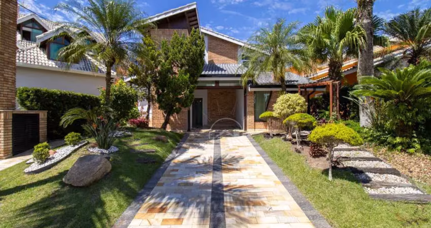 Casa sobrado triplex à venda com piscina, 4 quarto(s),  sendo 4 suíte(s)  no bairro bougainville residencial ii, 500 metros da praia, peruíbe-sp