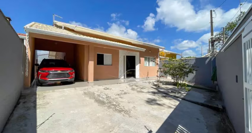 Casa térrea à venda com piscina, 3 quarto(s),  sendo 1 suíte(s)  no bairro belmira novaes, 600 metros da praia, peruíbe-sp