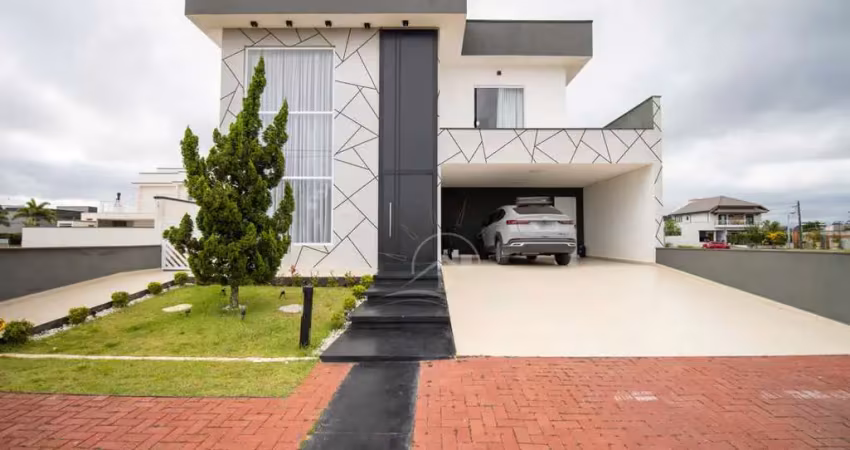 Casa sobrado à venda , 3 quarto(s),  sendo 3 suíte(s)  no bairro flora rica, 1500 metros da praia, peruíbe-sp