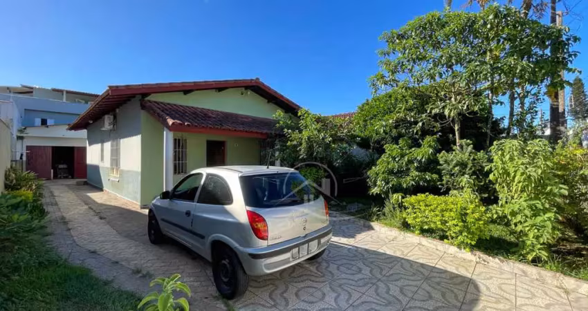 Casa térrea com edícula à venda , 3 quarto(s),   no bairro stella maris, 700 metros da praia, peruíbe-sp