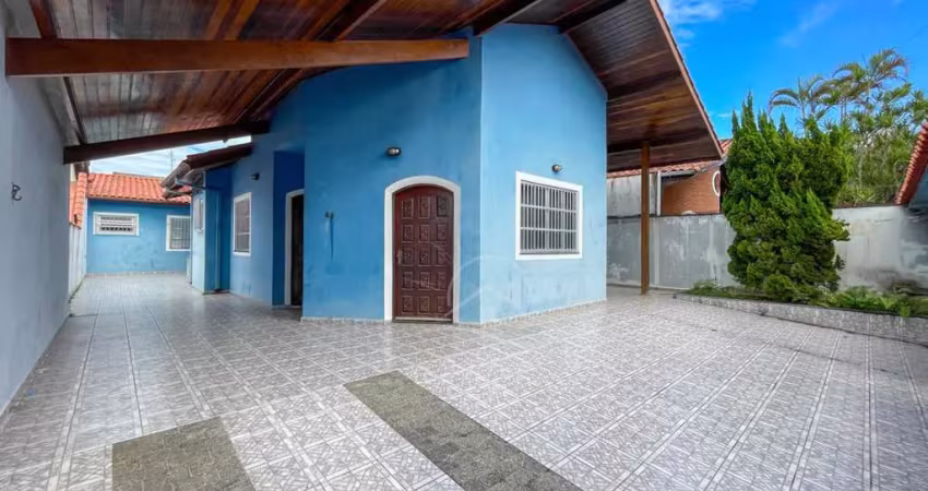 Casa térrea à venda , 3 quarto(s),  sendo 1 suíte(s)  no bairro flórida, 300 metros da praia, peruíbe-sp
