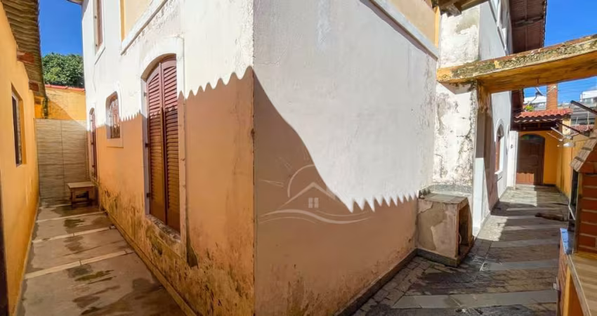 Casa Sobrado à venda , 4 quarto(s),  sendo 1 suíte(s)  no bairro São João Batista, 0 metros da praia, Peruíbe-SP