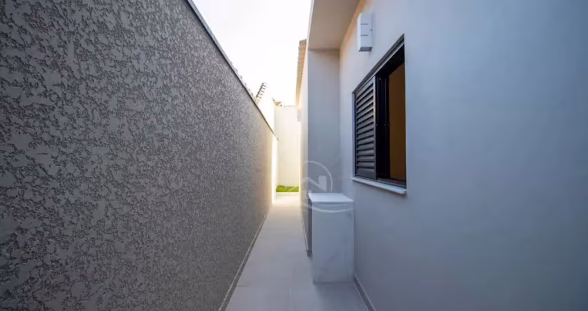 Casa térrea com piscina à venda , 3 quarto(s),  sendo 3 suíte(s)  no bairro cidade nova peruíbe, 600 metros da praia, peruíbe-sp