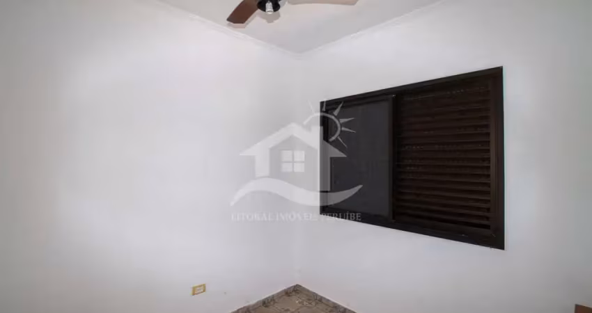 Casa sobrado à venda , 4 quarto(s),  sendo 3 suíte(s)  no bairro josedy, 300 metros da praia, peruíbe-sp