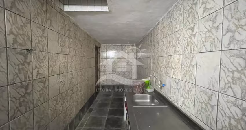 Casa térrea à venda , 2 quarto(s),   no bairro centro, 180 metros da praia, peruíbe-sp