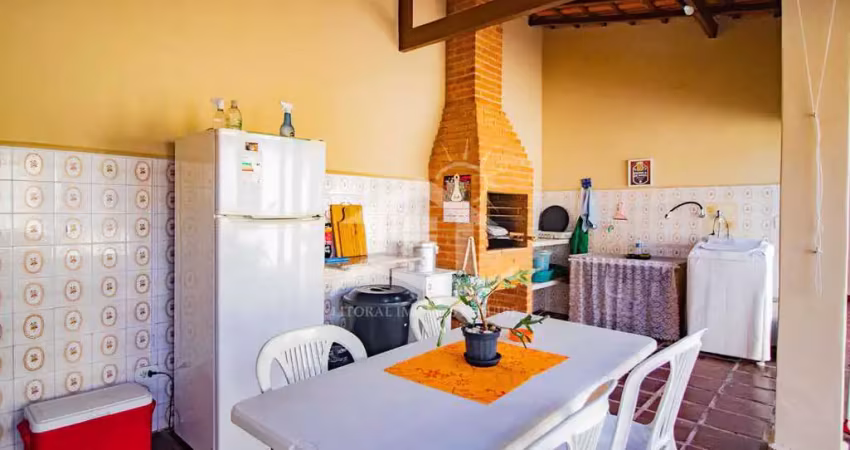 Casa térrea com edícula à venda , 3 quarto(s),  sendo 1 suíte(s)  no bairro stella maris, 200 metros da praia, peruíbe-sp