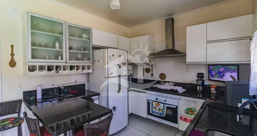 Casa térrea à venda , 3 quarto(s),  sendo 1 suíte(s)  no bairro stella maris, 200 metros da praia, peruíbe-sp