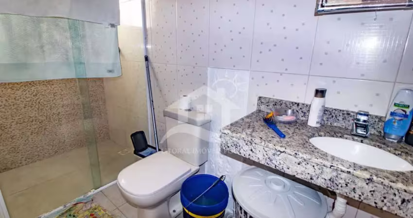 Casa térrea com piscina à venda com piscina, 3 quarto(s),  sendo 1 suíte(s)  no bairro flórida, 200 metros da praia, peruíbe-sp