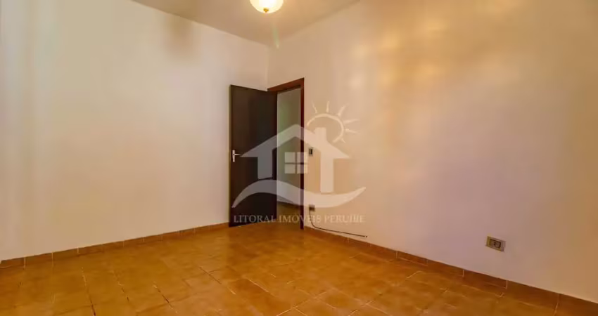 Casa térrea à venda , 3 quarto(s),  sendo 1 suíte(s)  no bairro são joão batista, 800 metros da praia, peruíbe-sp