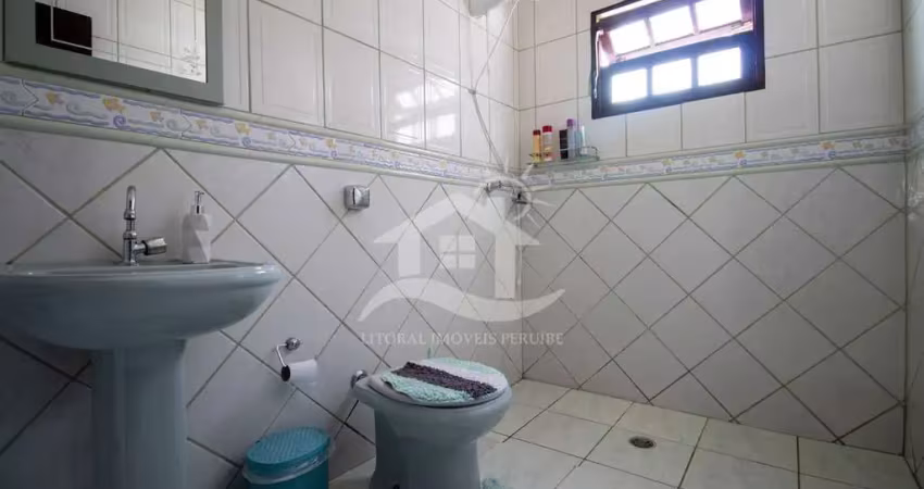Casa térrea com piscina à venda com piscina, 2 quarto(s),  sendo 1 suíte(s)  no bairro jardim peruíbe, 1800 metros da praia, peruíbe-sp
