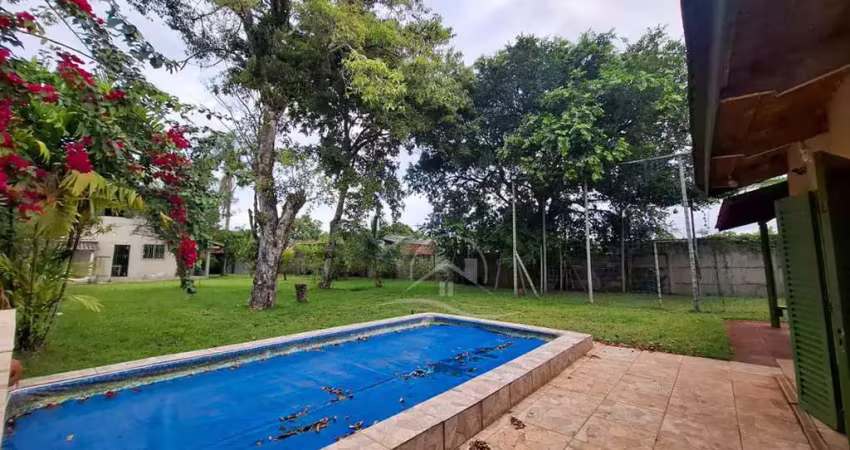 Chácara rural à venda com piscina, ,   no bairro estância leão novaes, 1500 metros da praia, peruíbe-sp