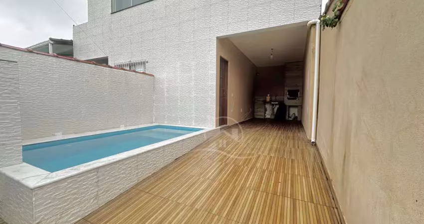 Casa sobreposta / alto à venda , 2 quarto(s),  sendo 1 suíte(s)  no bairro stella maris, 900 metros da praia, peruíbe-sp