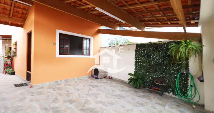 Casa térrea à venda , 3 quarto(s),  sendo 1 suíte(s)  no bairro vila romar, 1500 metros da praia, peruíbe-sp