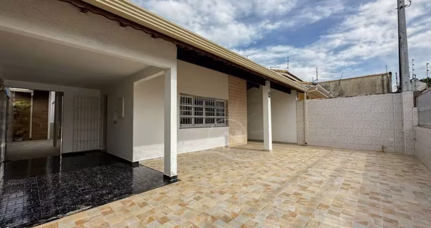 Casa térrea à venda , 3 quarto(s),  sendo 2 suíte(s)  no bairro jardim barra de jangadas, 765 metros da praia, peruíbe-sp