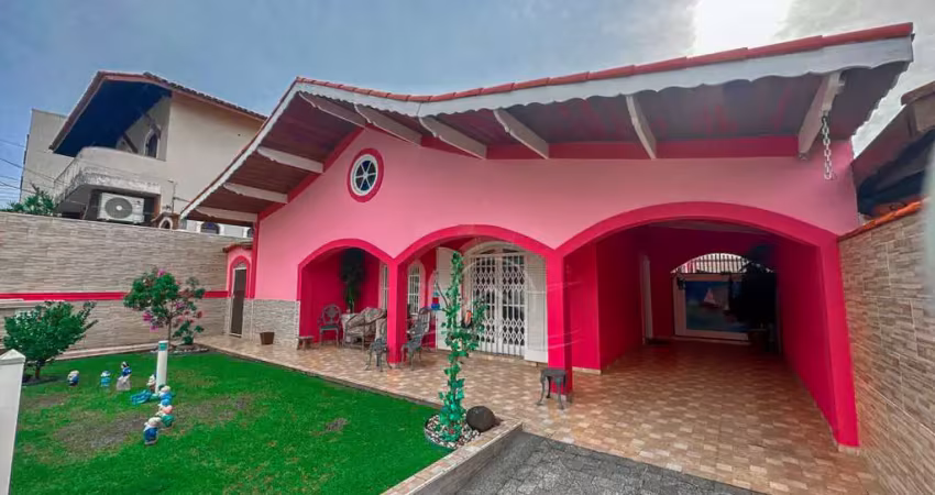 Casa térrea à venda , 3 quarto(s),  sendo 1 suíte(s)  no bairro oasis, 300 metros da praia, peruíbe-sp