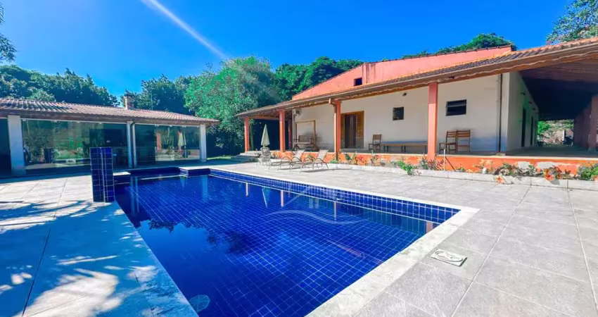 Chácara rural à venda com piscina, ,   no bairro vila peruíbe, 5000 metros da praia, peruíbe-sp