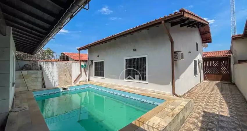 Casa térrea à venda , 3 quarto(s),  sendo 1 suíte(s)  no bairro jardim barra de jangadas, 400 metros da praia, peruíbe-sp