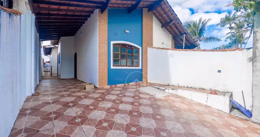 Casa térrea para alugar , 2 quarto(s),  sendo 1 suíte(s)  no bairro arpoador, 1000 metros da praia, peruíbe-sp