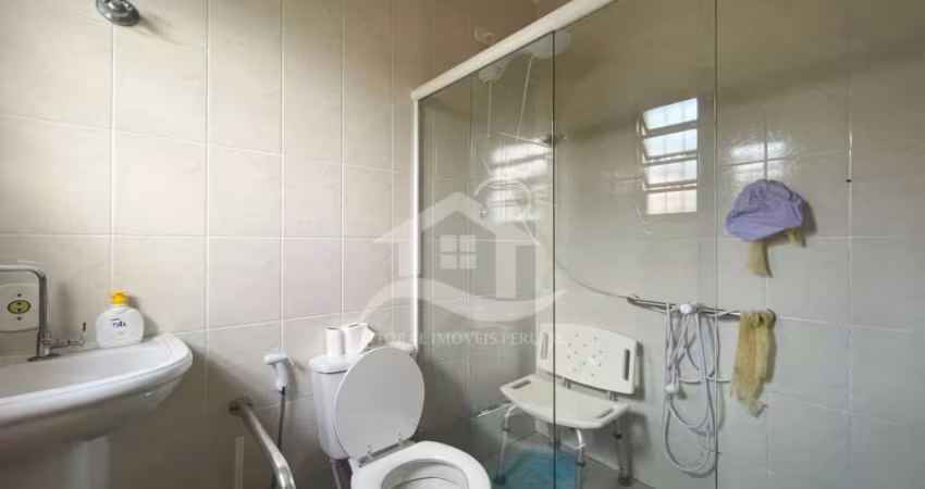 Casa Térrea com Edícula à venda , 3 quarto(s),  sendo 1 suíte(s)  no bairro Cidade Nova Peruíbe, 550 metros da praia, Peruíbe-SP