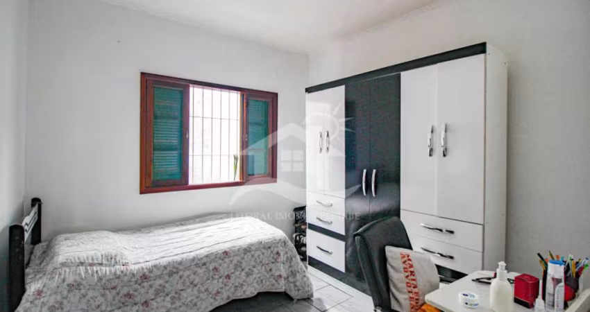 Casa Térrea à venda , 2 quarto(s),  sendo 0 suíte(s)  no bairro Vila Erminda, 3 metros da praia, Peruíbe-SP