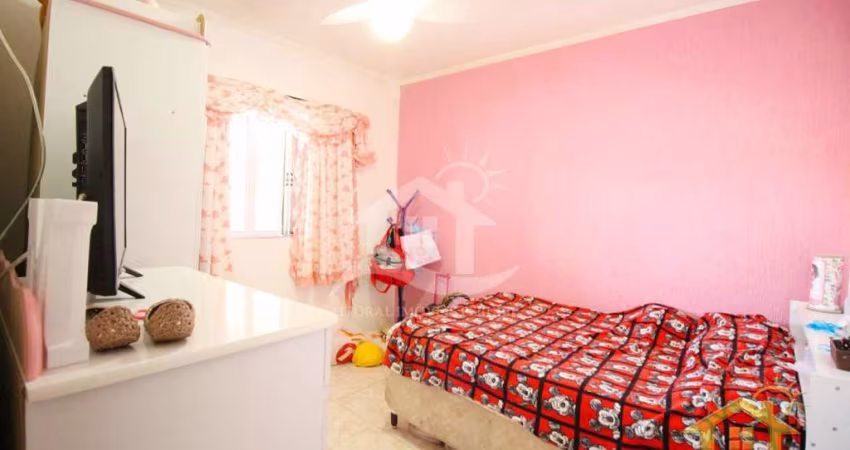 Casa térrea à venda com piscina, 2 quarto(s),  sendo 1 suíte(s)  no bairro Cidade Nova Peruíbe, 500 metros da praia, Peruíbe-SP
