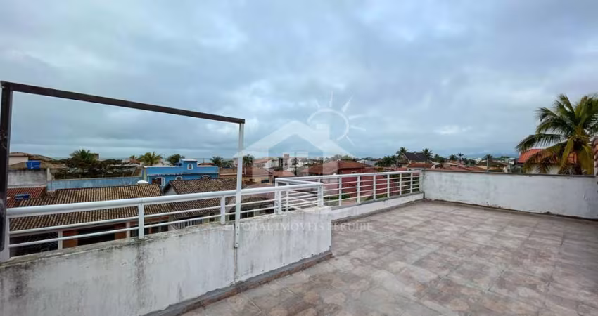 Casa Sobrado à venda com piscina, 4 quarto(s),  sendo 3 suíte(s)  no bairro Josedy, 300 metros da praia, Peruíbe-SP
