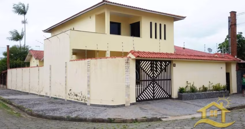 Casa Sobrado à venda , 4 quarto(s),  sendo 3 suíte(s)  no bairro Cidade Nova Peruíbe, 700 metros da praia, Peruíbe-São Paulo
