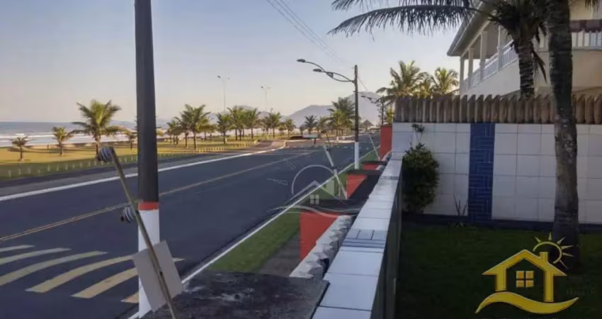 Casa sobrado à venda com piscina, 4 quarto(s),  sendo 2 suíte(s)  no bairro bougainville residencial i, 0 metros da praia, peruíbe-sp