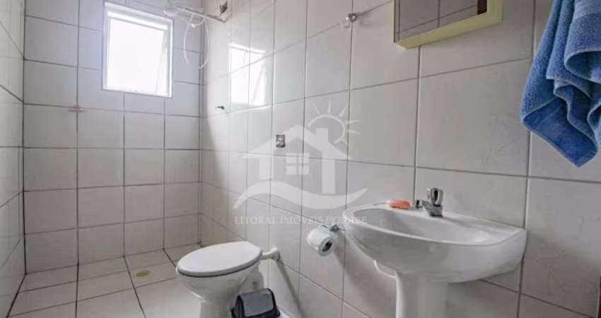 Casa  à venda , 3 quarto(s),  sendo 1 suíte(s)  no bairro Belmira Novaes, 0 metros da praia, Peruíbe-São Paulo