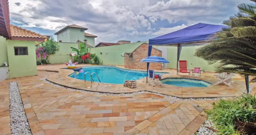 Casa térrea à venda com piscina, 4 quarto(s),  sendo 4 suíte(s)  no bairro três marias, 0 metros da praia, peruíbe-são paulo