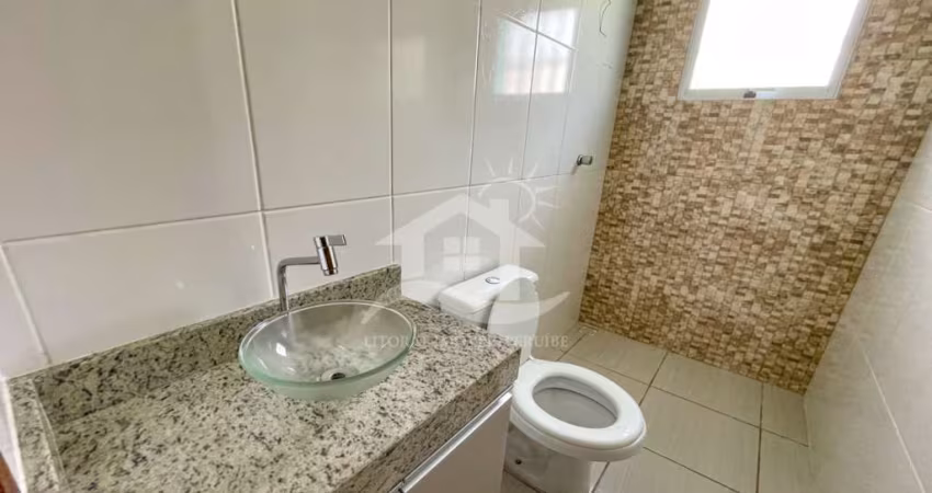 Casa Assobradada à venda , 3 quarto(s),  sendo 1 suíte(s)  no bairro Park DAville, 2 metros da praia, Peruíbe-SP