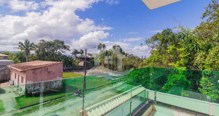 Casa Sobrado à venda , 4 quarto(s),  sendo 3 suíte(s)  no bairro Jardim São Luis, 1200 metros da praia, Peruíbe-SP