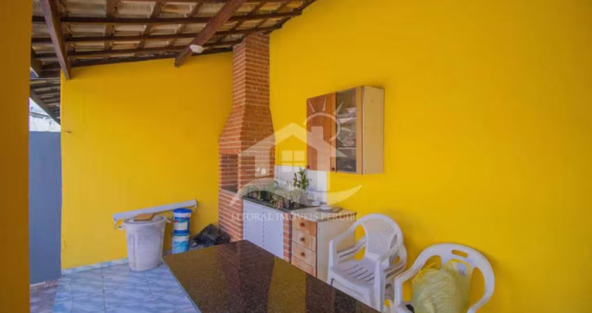 Casa Térrea à venda , 3 quarto(s),  sendo 1 suíte(s)  no bairro São José, 800 metros da praia, Peruíbe-SP