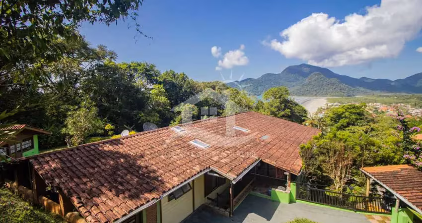 Casa térrea com edícula à venda , 3 quarto(s),  sendo 2 suíte(s)  no bairro guaraú, 200 metros da praia, peruíbe-sp