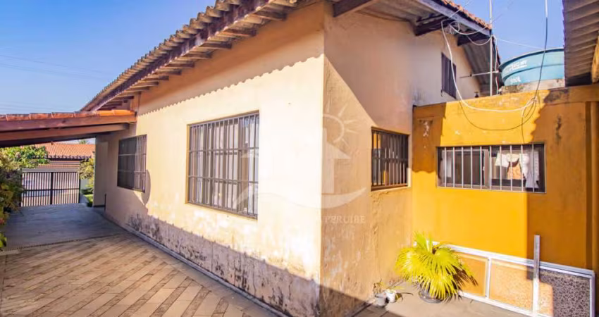 Casa Térrea à venda , 3 quarto(s),  sendo 1 suíte(s)  no bairro Stella Maris, 900 metros da praia, Peruíbe-SP