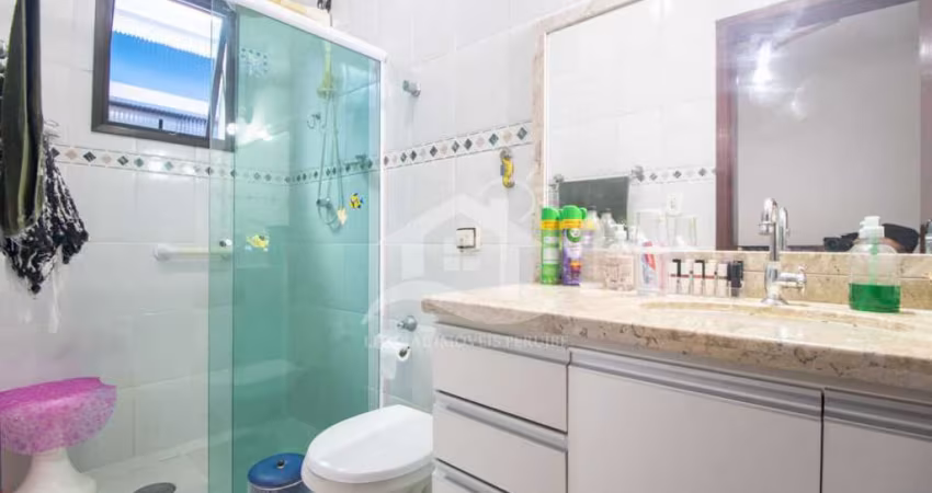Casa Térrea com piscina à venda , 3 quarto(s),  sendo 2 suíte(s)  no bairro Park DAville, 1500 metros da praia, Peruíbe-SP