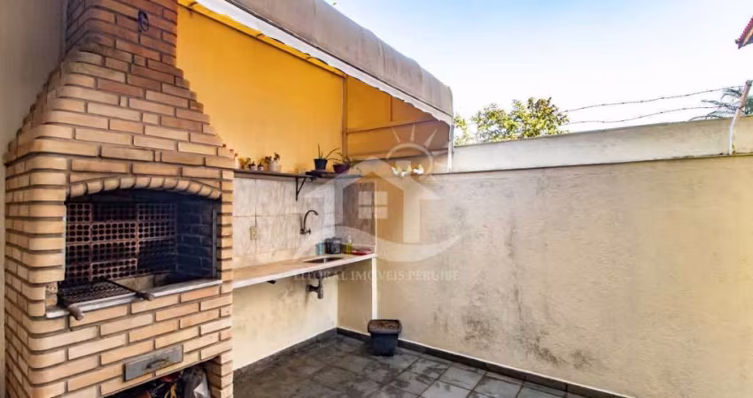 Casa Térrea com piscina à venda com piscina, 2 quarto(s),  sendo 1 suíte(s)  no bairro Cidade Nova Peruíbe, 1000 metros da praia, Peruíbe-SP