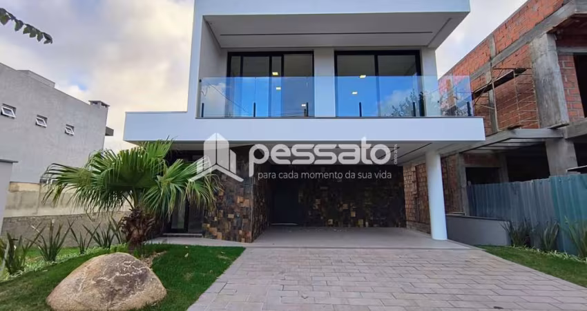 Casa à Venda por R$1.990.000,00 - Centro - Gravataí, RS