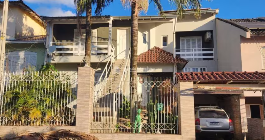 Sobrado à Venda por R$680.000,00 - Vera Cruz - Gravataí, RS