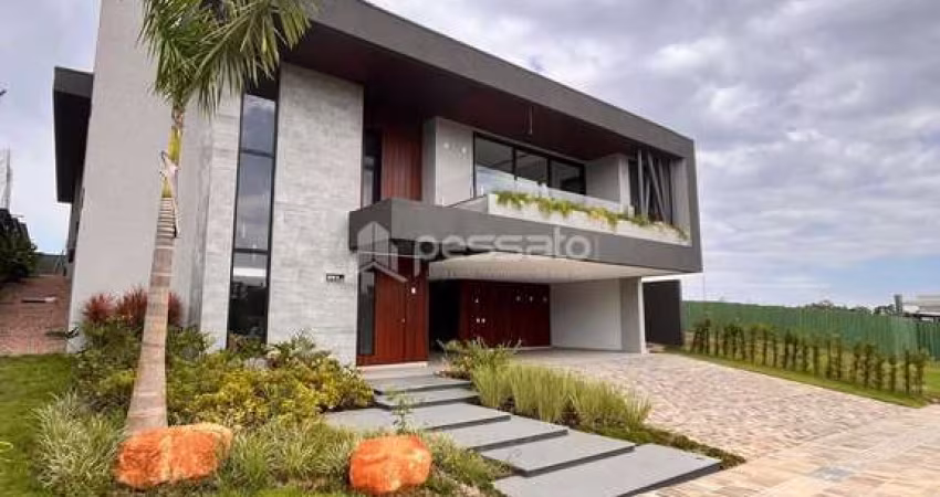 Casa à Venda por R$4.190.000,00 - Prado Los Álamos - Gravataí, RS