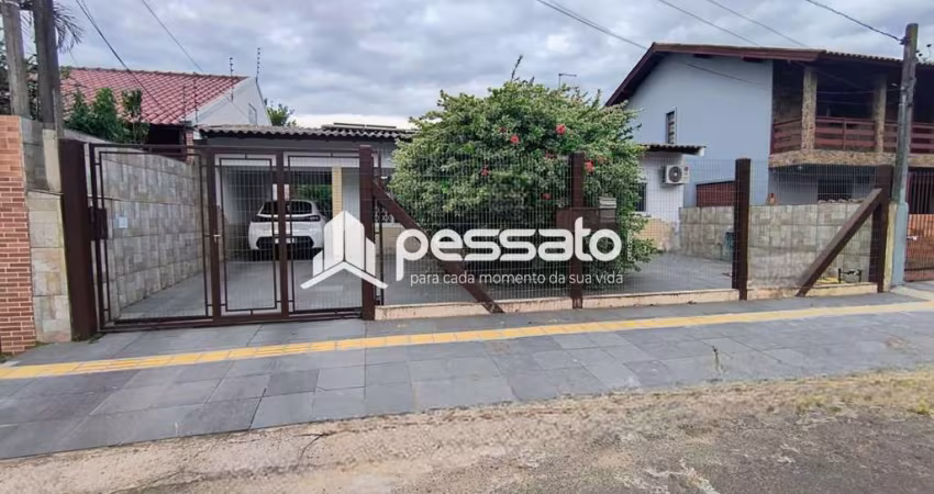 Casa à Venda por R$660.000,00 - Girassol - Gravataí, RS