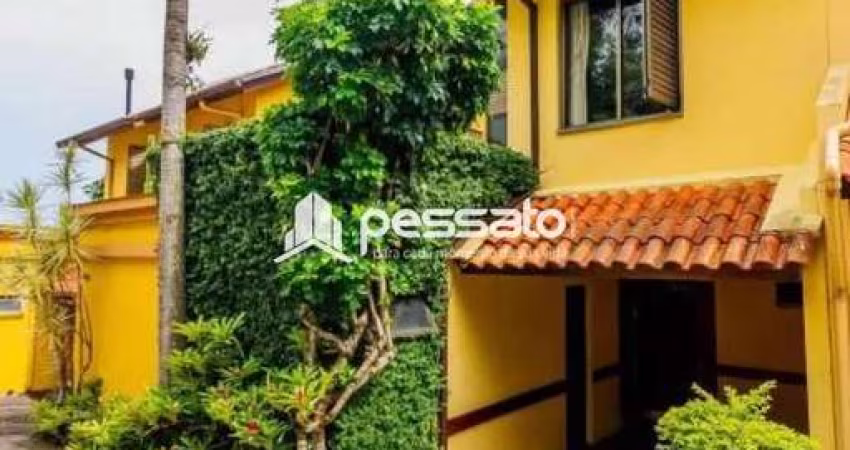 Sobrado à Venda por R$680.000,00 - Jardim Sabará - Porto Alegre, RS