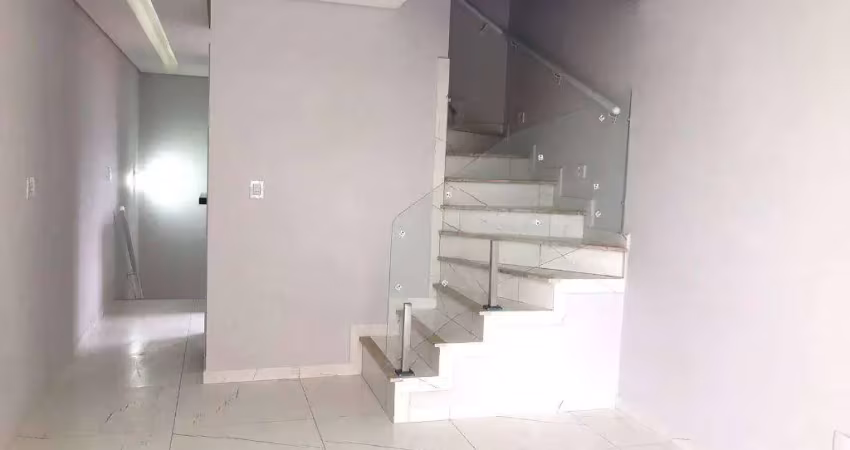 Casa com 2 dormitórios à venda, 84 m² por r$ 395.000 - maracanã - praia grande/sp