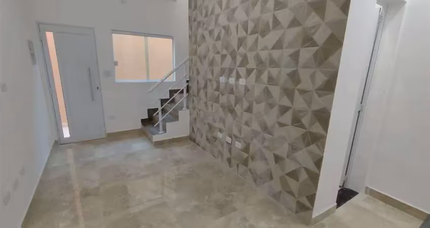 Sobrado incrível na vila guilhermina em praia grande, apenas 500 metros da praia!