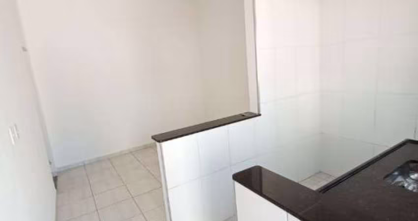 Oportunidade única! Casa com 2 quartos, totalmente reformada, em bairro nobre, perto de tudo que você precisa. Não perca essa chance! á venda na Imobiliaria Consulte Imoveis.