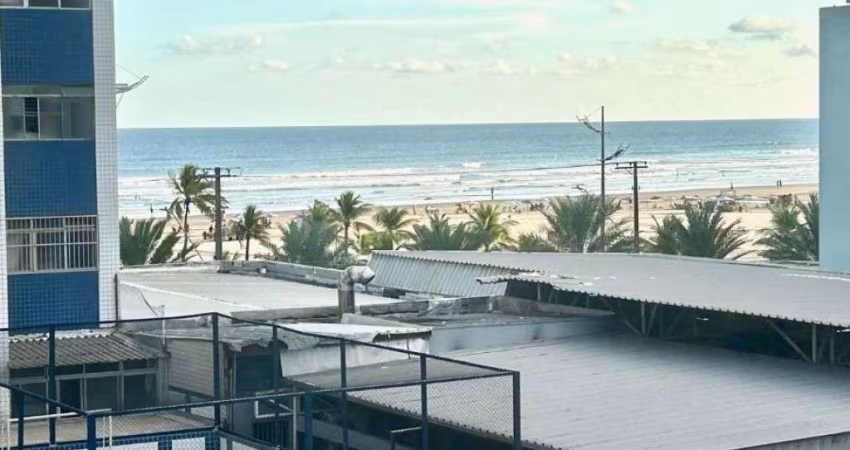 Apresentamos uma aconchegante kitnet localizada no coração do Boqueirão, em Praia Grande, a apenas 50 metros da praia e na esquina com a Avenida Presidente Costa e Silva. Á venda na Imobiliaria Consul
